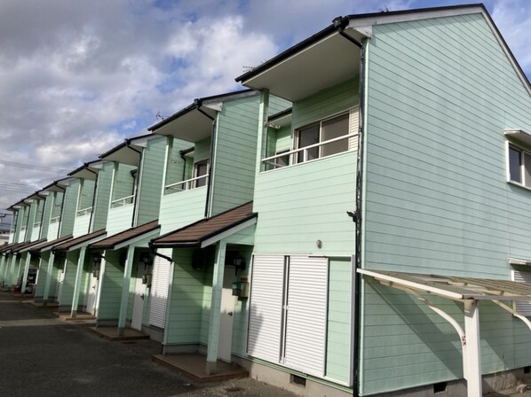 メゾン平成の物件外観写真